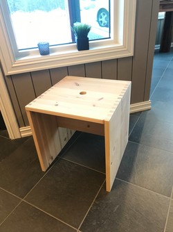 Arkitektens krakk  Ubehandlet furu - Jølster Bygg og Interiør AS
