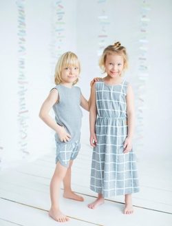 SETT !!! JENTE KJOLE MED FRILL GRID + JENTE MAXI GRID KJOLE  92/98 SISTE !  GRID - Tuss