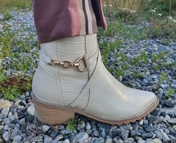 BIBBA Creme croco skolett m spenne 