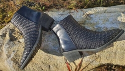 BIBBA Sort flettet boots
