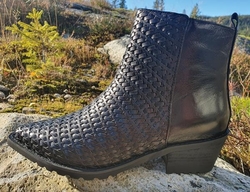BIBBA Sort flettet boots