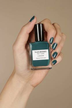Nailberry oransje neglelakk Teal we meet again - Nailberry