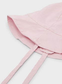 NBFZILLE UV HAT W/EARFLAPS