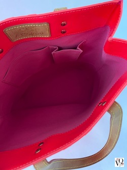 Louis Vuitton Vernis Reade Mm