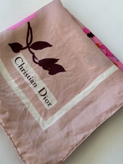 Dior Silkeskjerf