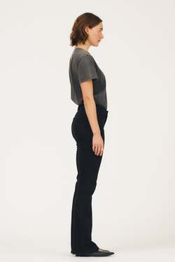 Tara Jeans