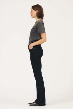 Tara Jeans
