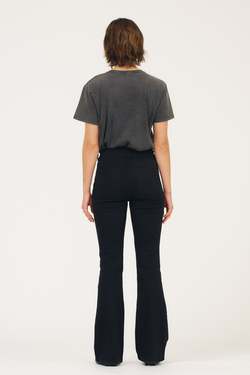 Tara Jeans