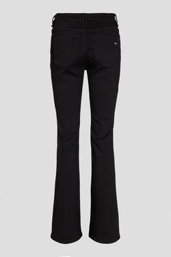 Tara Jeans