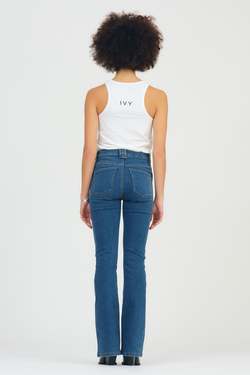 Tara Jeans