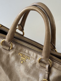 Prada veske