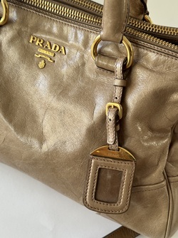 Prada veske