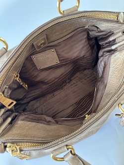 Prada veske