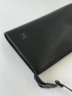Louis Vuitton Pochette