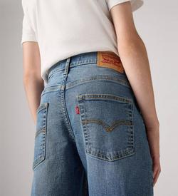 LEVIS 551Z AUTHENTIC STRAIGHT JEANS