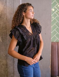 Jayla big embroidery top
