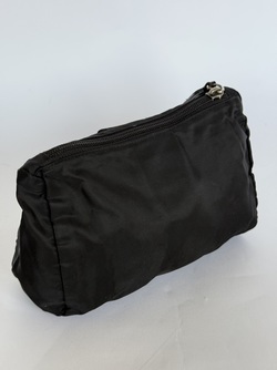 Prada Sminkeveske
