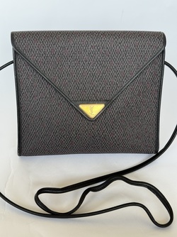 YSL veske