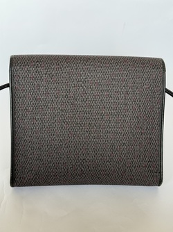 YSL veske