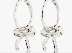 Cassian hoops 