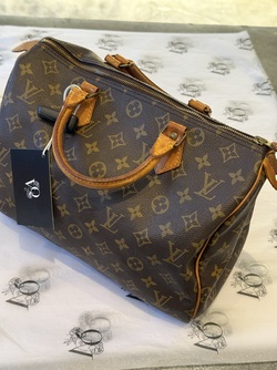 Louis Vuitton Speedy 30