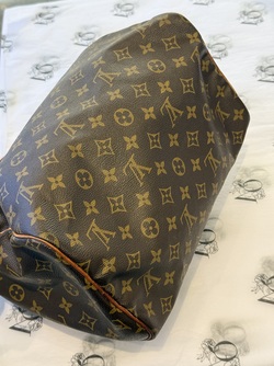 Louis Vuitton Speedy 30