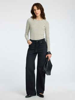 Anna LS crew neck tee