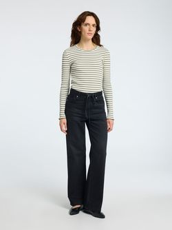 Anna LS crew neck tee