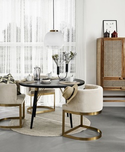 Spisebord rundt black wood Nordal