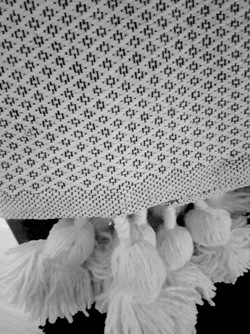 Pom pom teppe