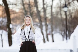 Vossasylv brystsølje stor
